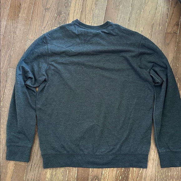 Eddie Bauer Men's Dark Gray Crewneck Sweatshirt, Medium - Picture 4 of 5